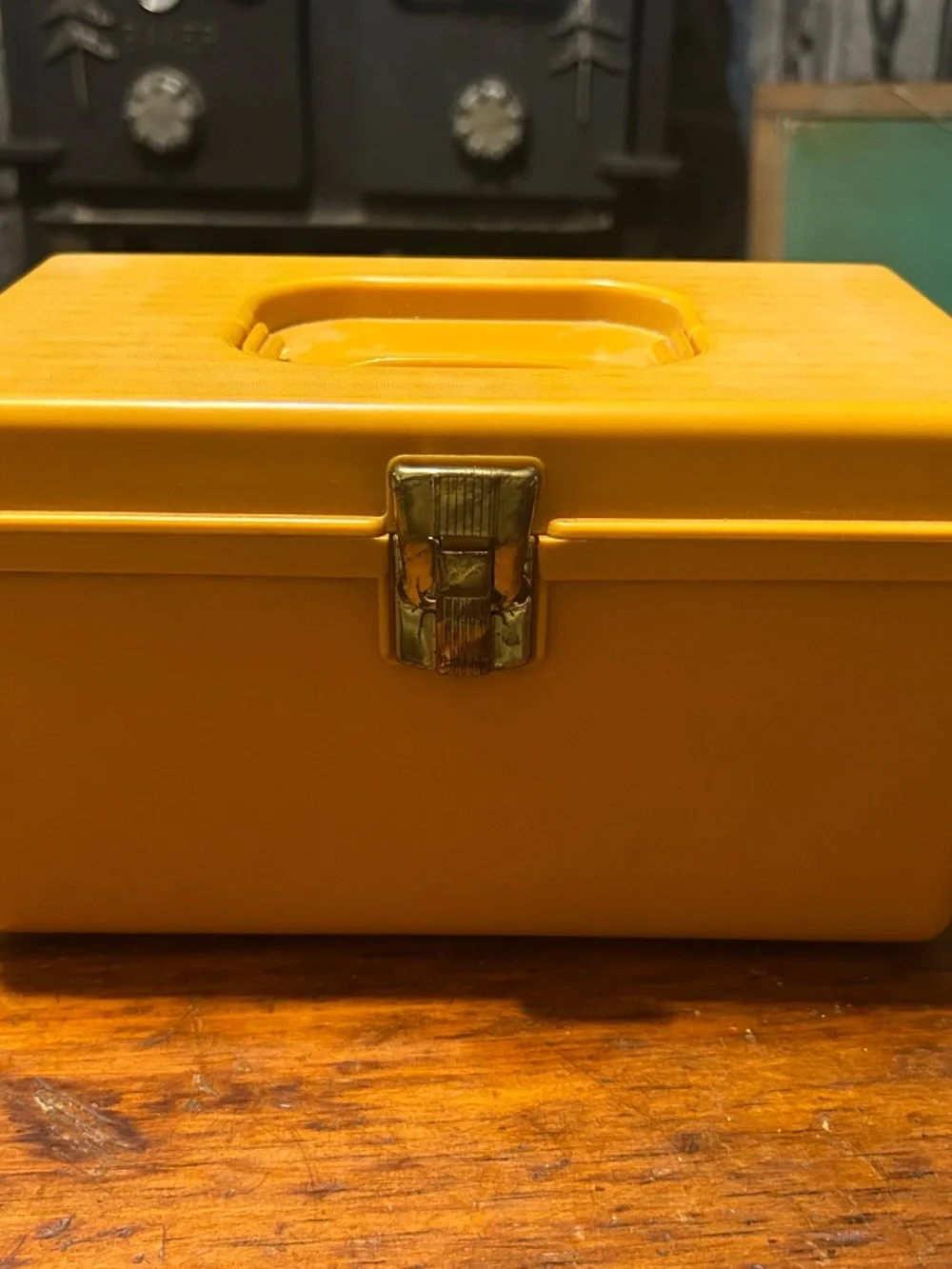 Wil-Hold Wilson Plastic Mustard Small Empty Sewing Box